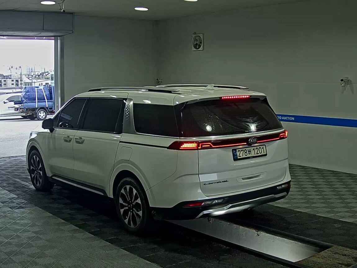 KIA NEW CARNIVAL (KA4) 9-SEATER DIESEL SIGNATURE 2021 - zdjęcie 6