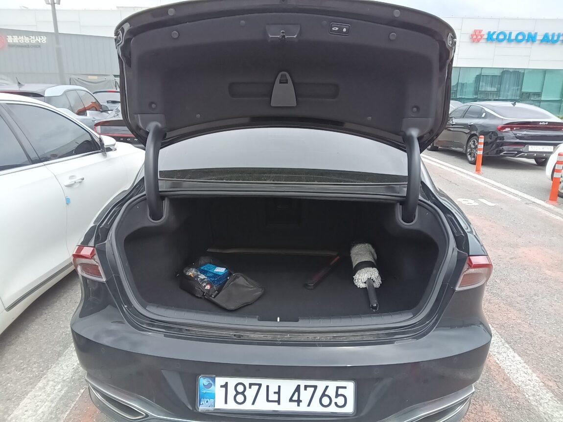 HYUNDAI THE NEW GRANDEUR IG GASOLINE 2.5 LE BLANC 2023 - zdjęcie 15