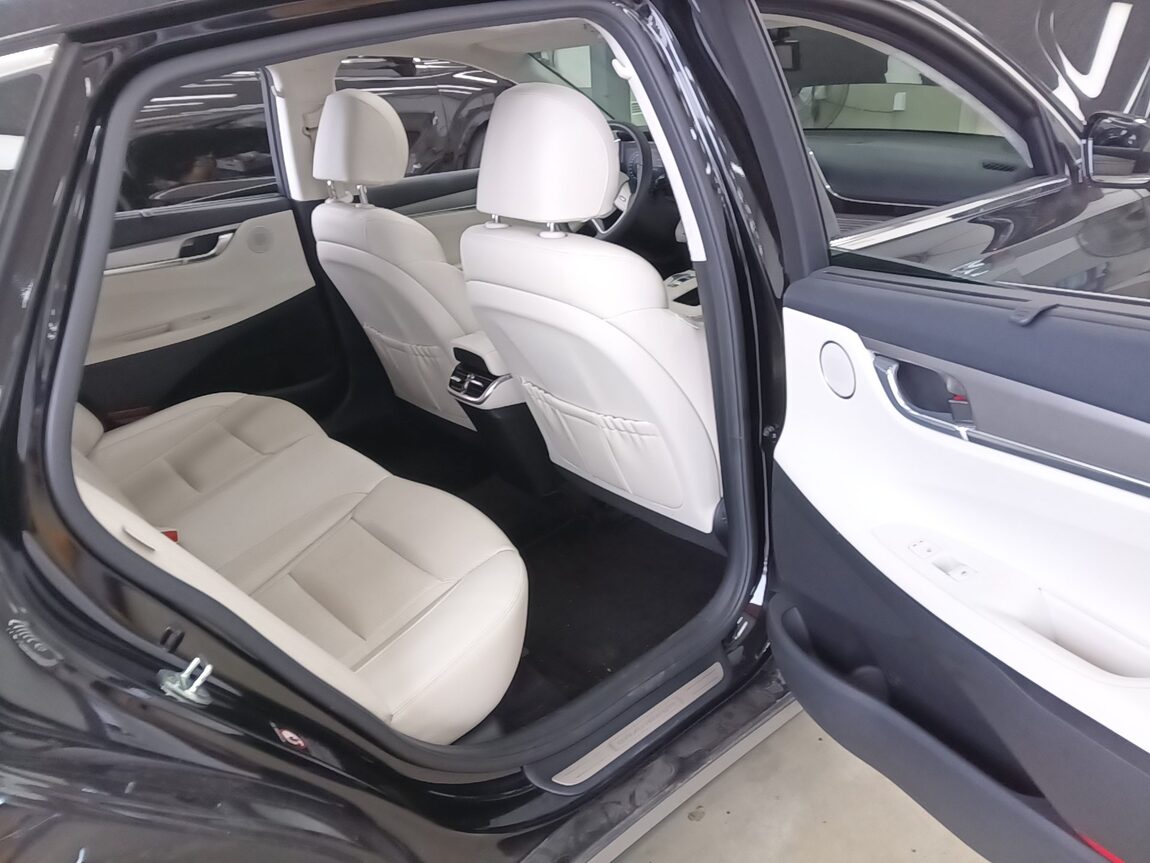 HYUNDAI THE NEW GRANDEUR IG GASOLINE 2.5 LE BLANC 2023 - zdjęcie 12