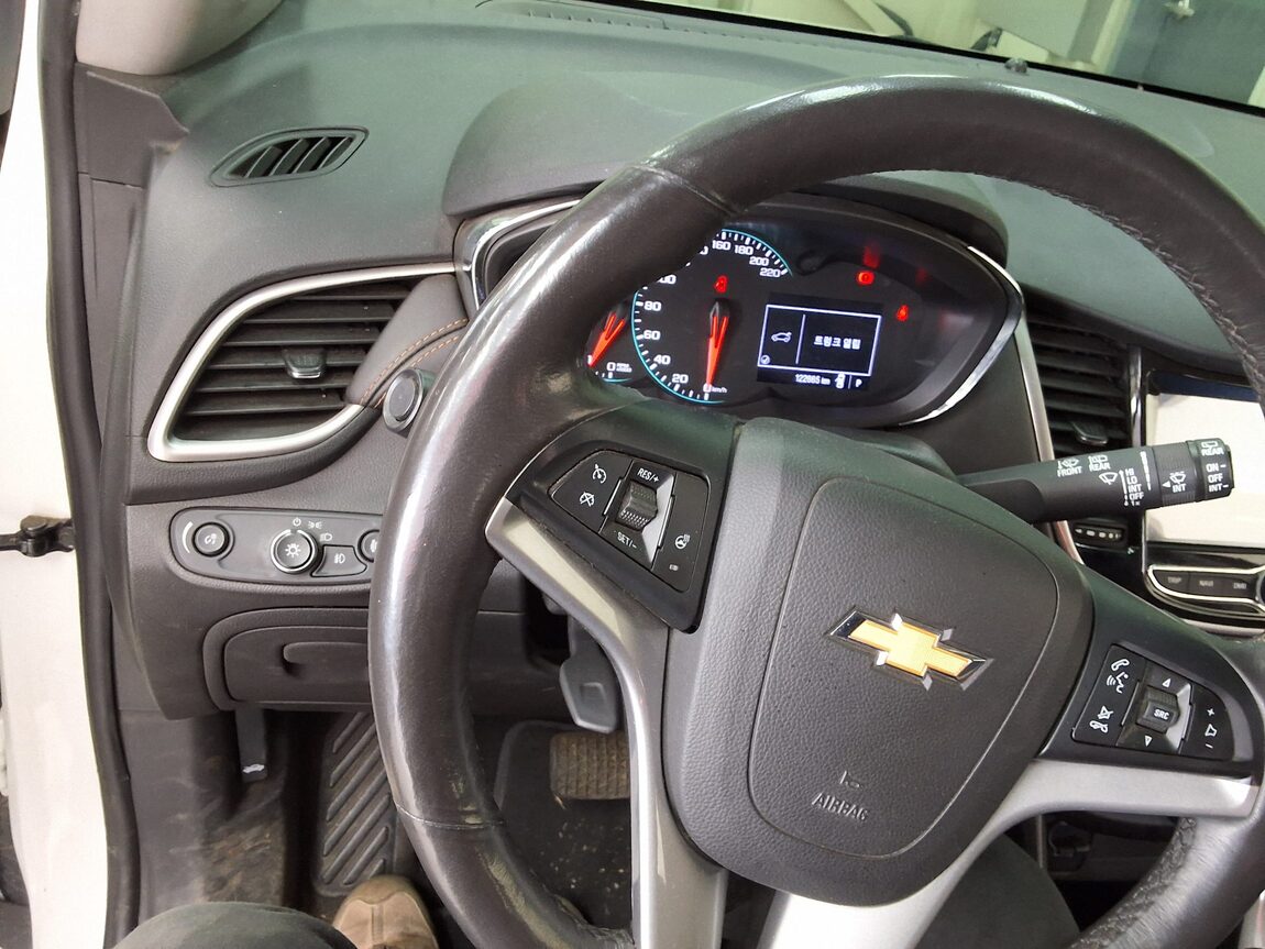 CHEVROLET (DAEWOO) THE NEW TRAX 1.6 DIESEL LT 2020 - zdjęcie 23