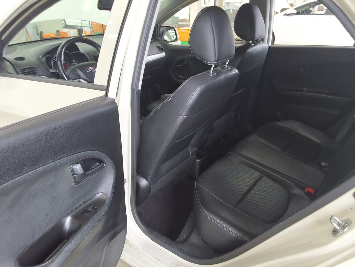 KIA ALL NEW MORNING GASOLINE DELUXE 2013 - zdjęcie 13