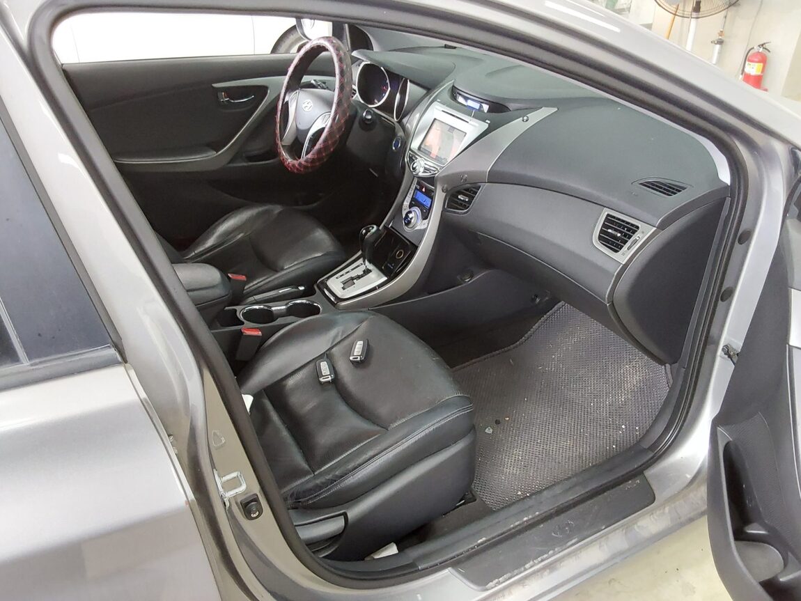 HYUNDAI AVANTE MD DISABLED VEHICLE LPi 2012 - zdjęcie 14