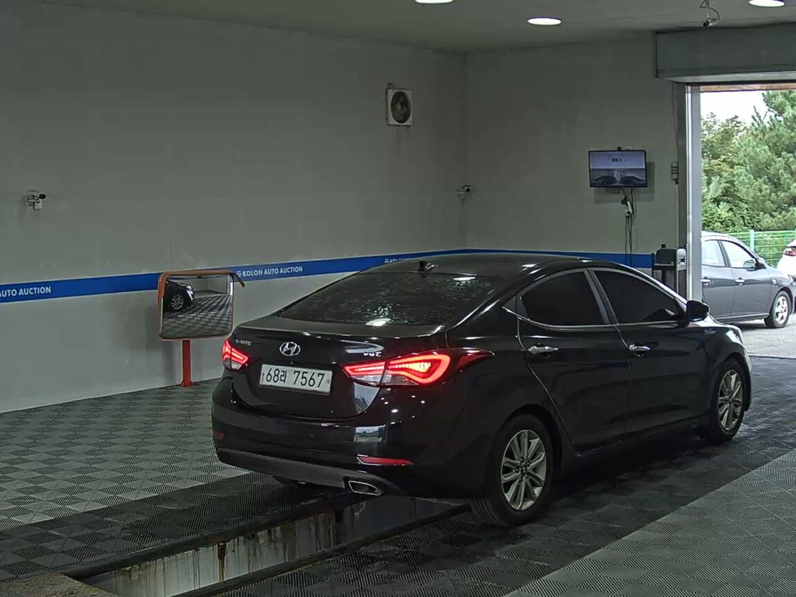 HYUNDAI THE NEW AVANTE MD 1.6 VGT PREMIUM 2015 - zdjęcie 5