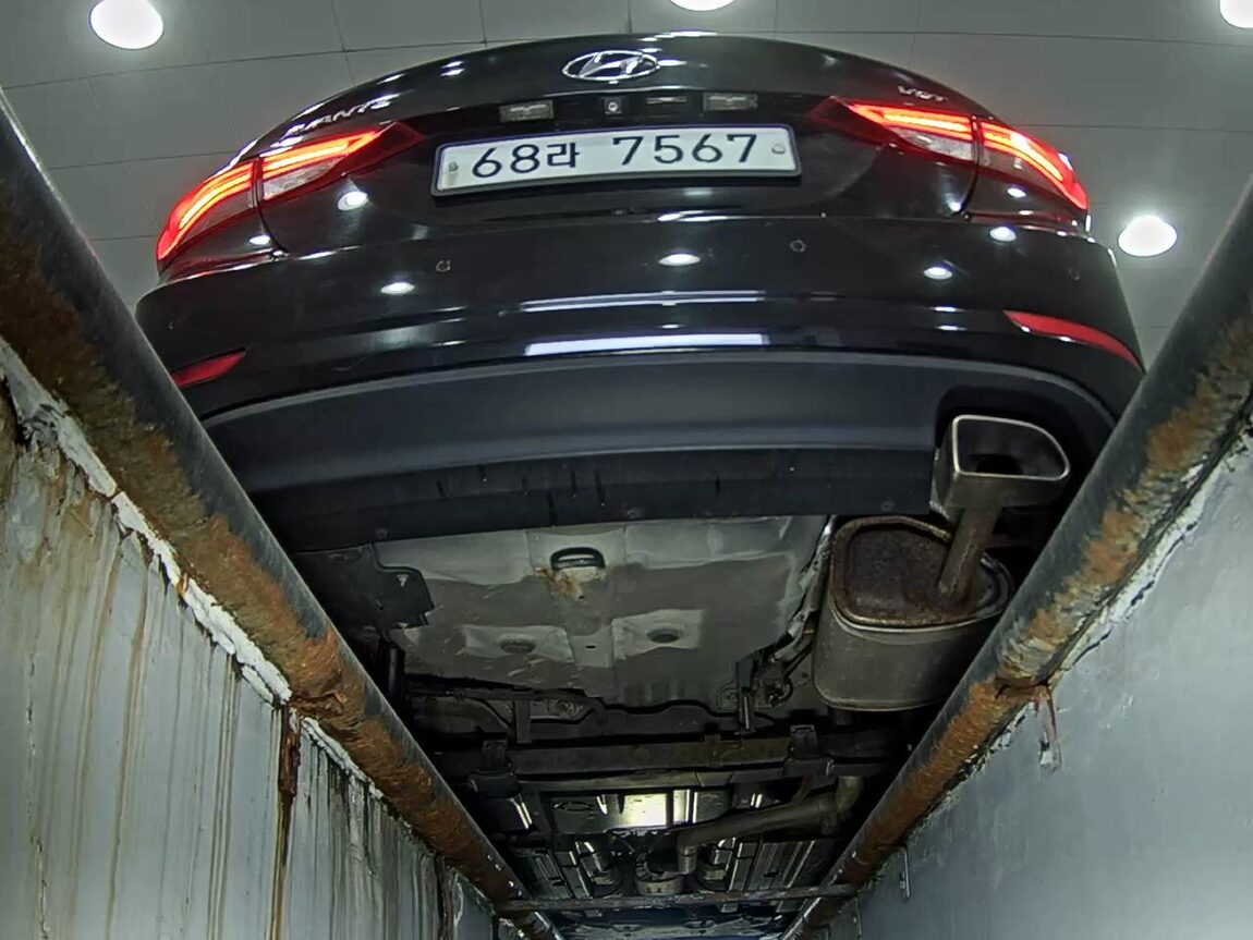 HYUNDAI THE NEW AVANTE MD 1.6 VGT PREMIUM 2015 - zdjęcie 8