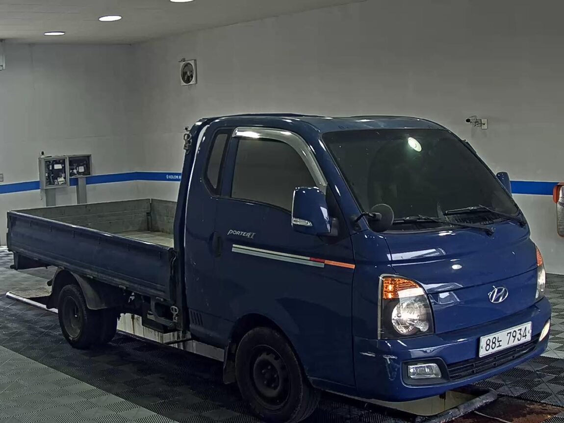 HYUNDAI PORTER II CRDi SUPER CAB EXTRA LONG WHEELBASE MODERN 2017 - zdjęcie 3