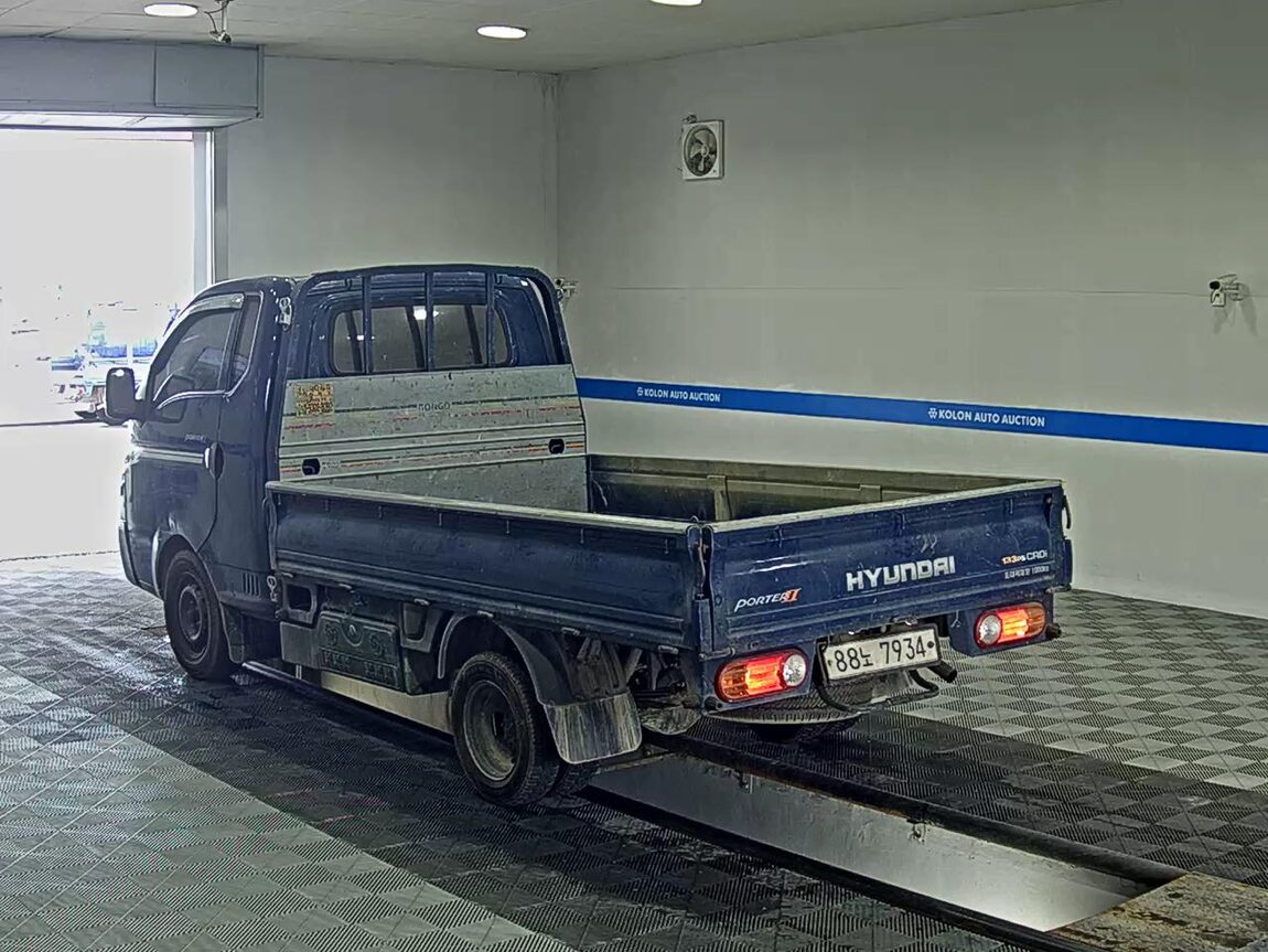 HYUNDAI PORTER II CRDi SUPER CAB EXTRA LONG WHEELBASE MODERN 2017 - zdjęcie 6