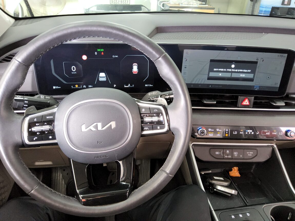 KIA THE NEW CARNIVAL (KA4) 9-SEATER DIESEL PRESTIGE 2024 - zdjęcie 17