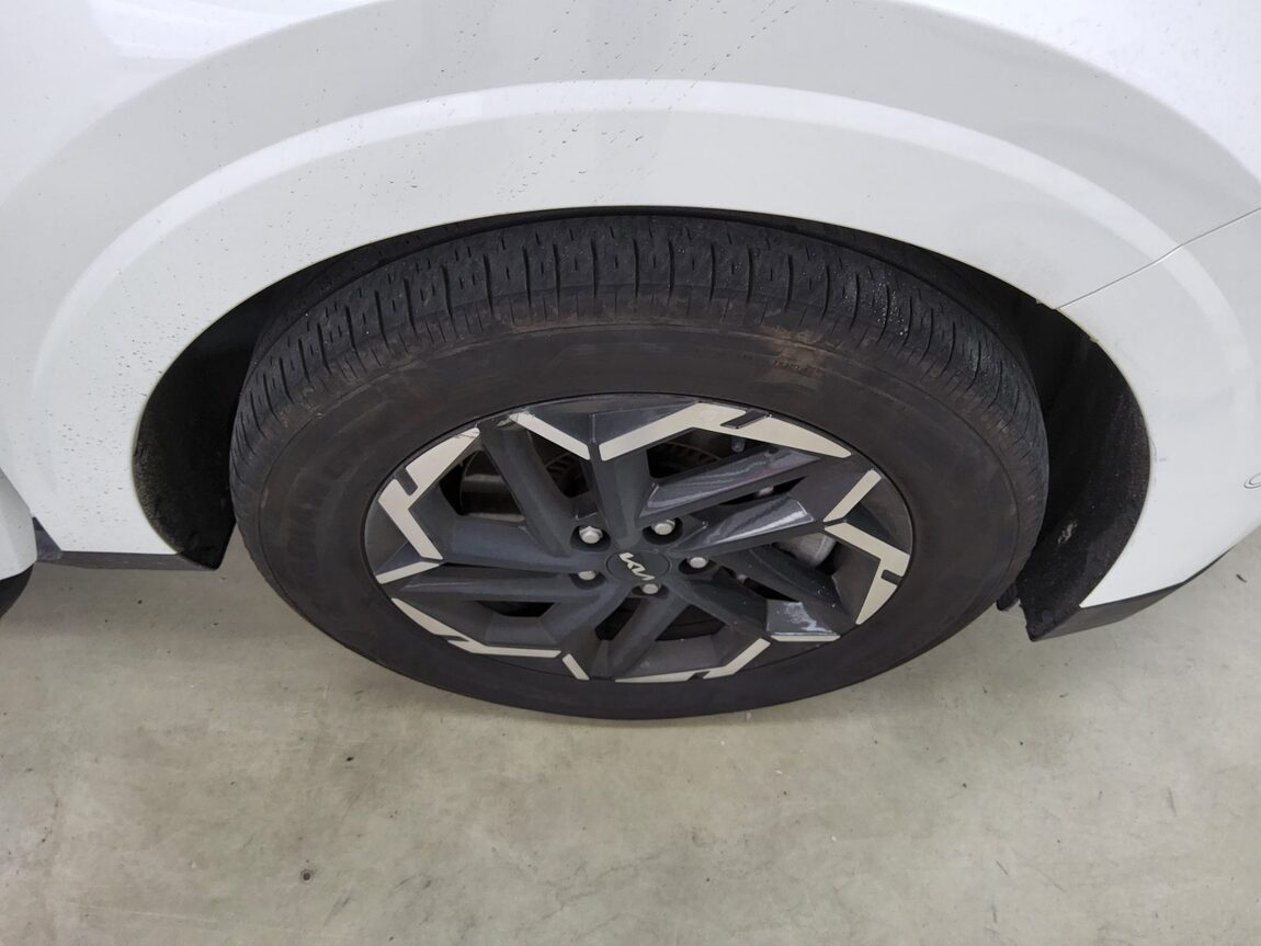 KIA THE NEW CARNIVAL (KA4) 9-SEATER DIESEL PRESTIGE 2024 - zdjęcie 24