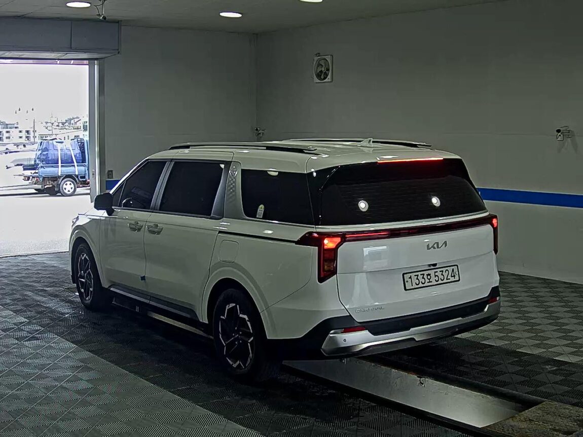 KIA THE NEW CARNIVAL (KA4) 9-SEATER DIESEL PRESTIGE 2024 - zdjęcie 6