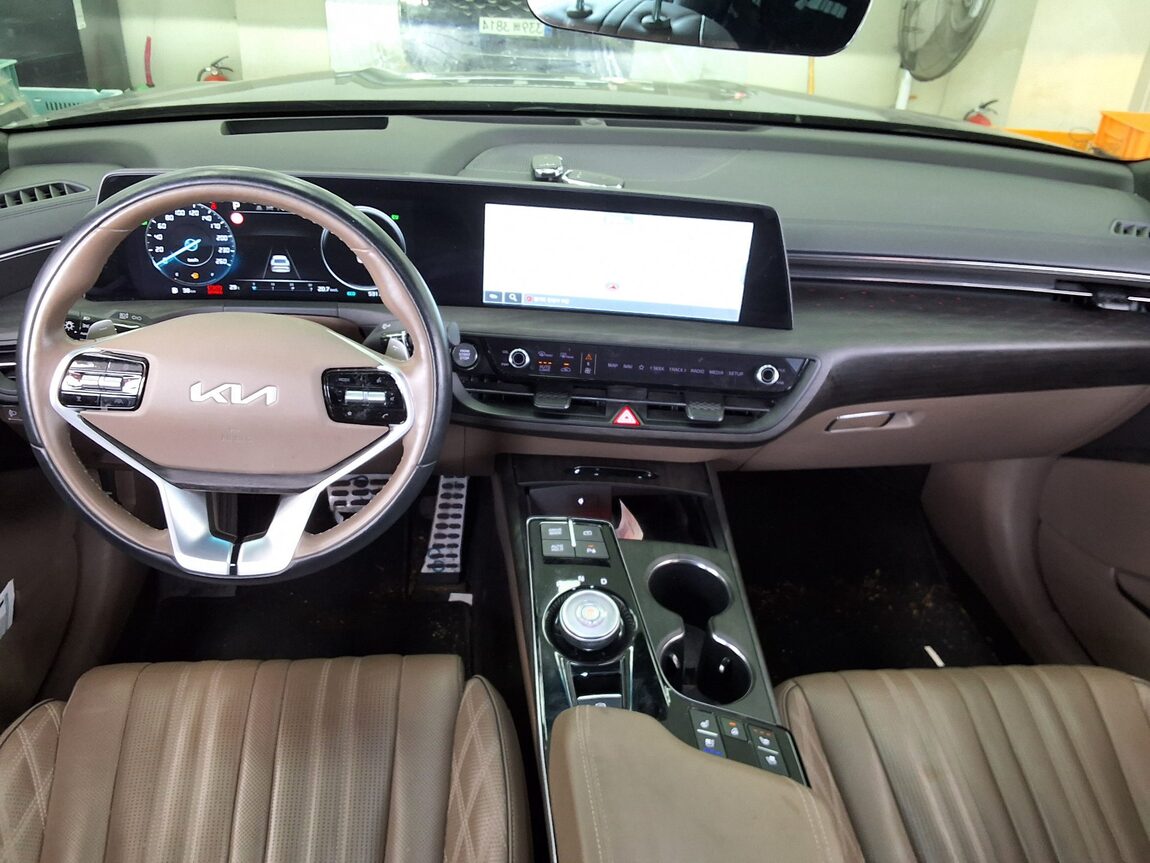KIA K8 HYBRID HEV SIGNATURE 2022 - zdjęcie 11