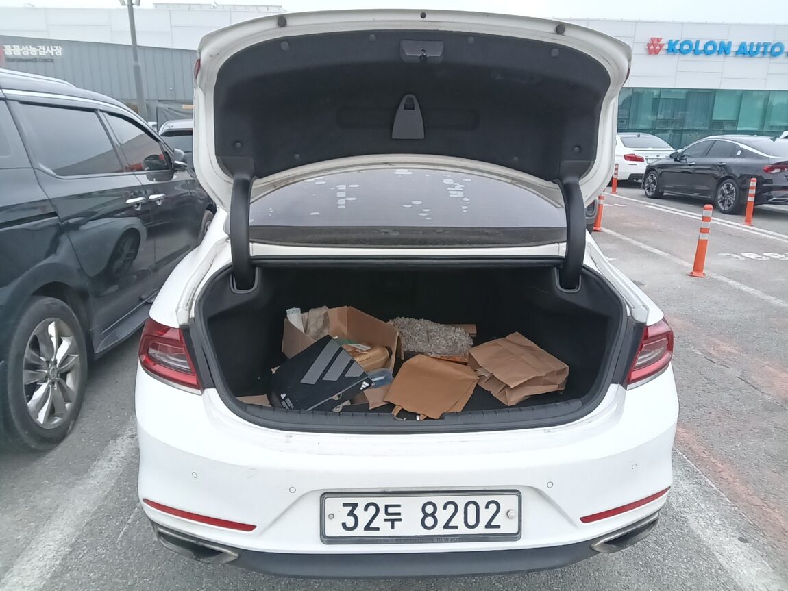 HYUNDAI GRANDEUR IG 2.4 GDi PREMIUM 2018 - zdjęcie 15