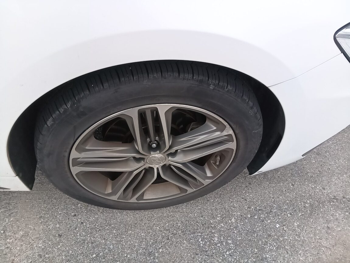 HYUNDAI GRANDEUR IG 2.4 GDi PREMIUM 2018 - zdjęcie 24