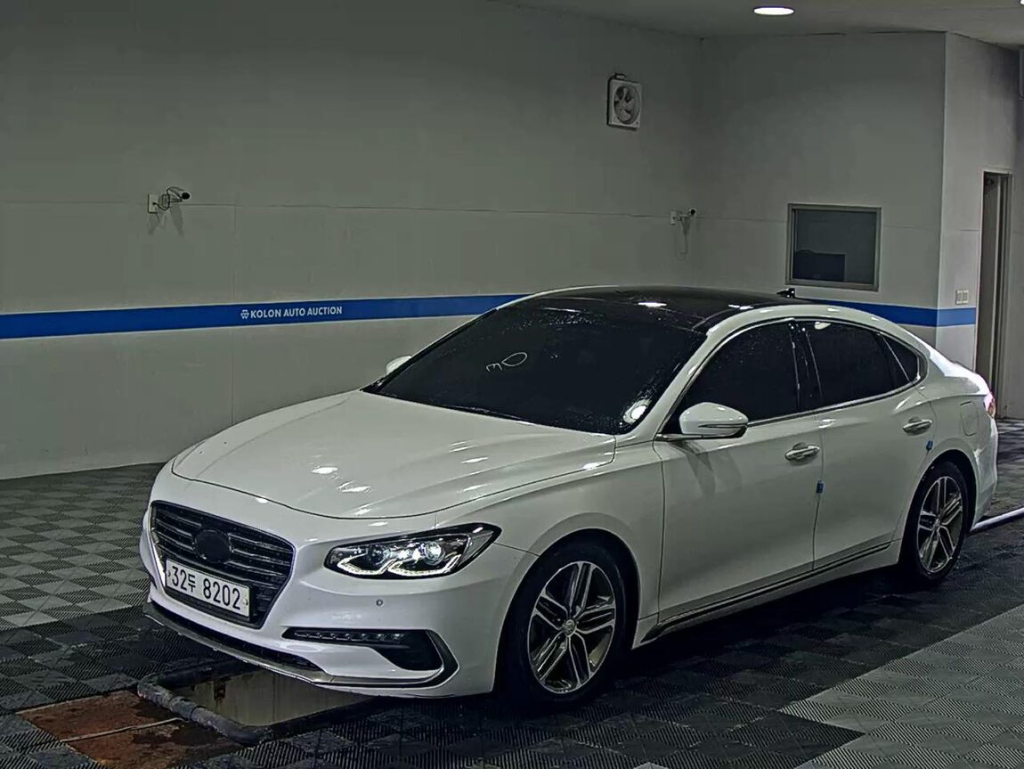 HYUNDAI GRANDEUR IG 2.4 GDi PREMIUM 2018 - zdjęcie 2