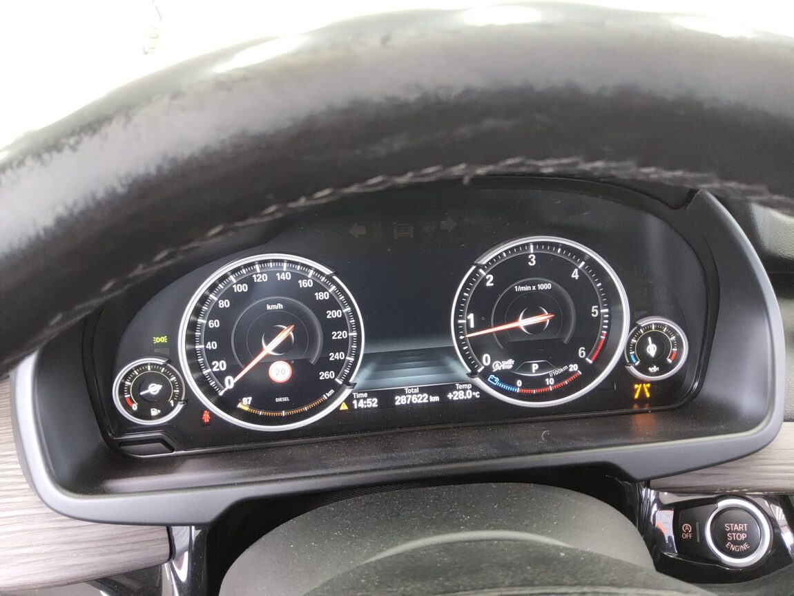 BMW X5 (3RD GEN) 30d xDRIVE 2018 - zdjęcie 9
