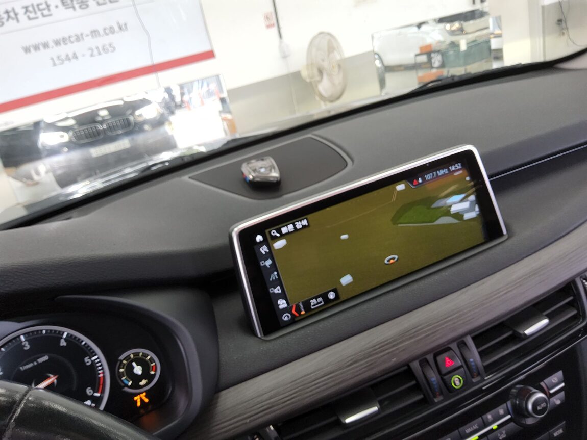 BMW X5 (3RD GEN) 30d xDRIVE 2018 - zdjęcie 19