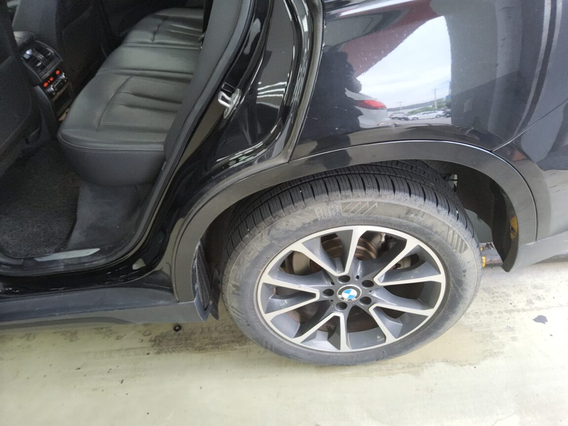 BMW X5 (3RD GEN) 30d xDRIVE 2018 - zdjęcie 22
