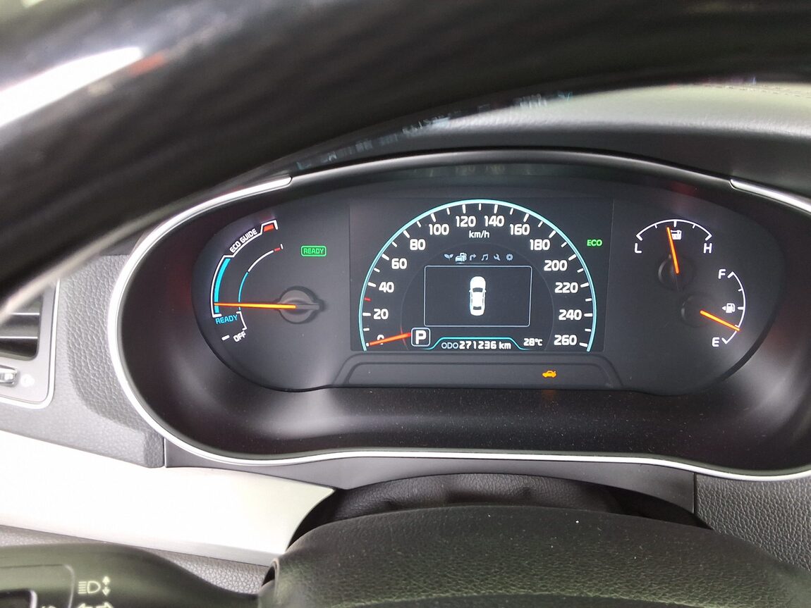 KIA K7 HYBRID 700h PRESTIGE 2014 - zdjęcie 9