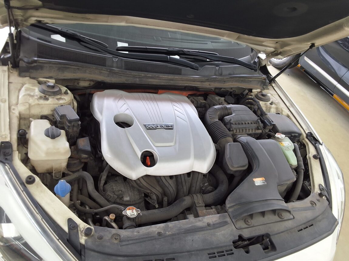 KIA K7 HYBRID 700h PRESTIGE 2014 - zdjęcie 19