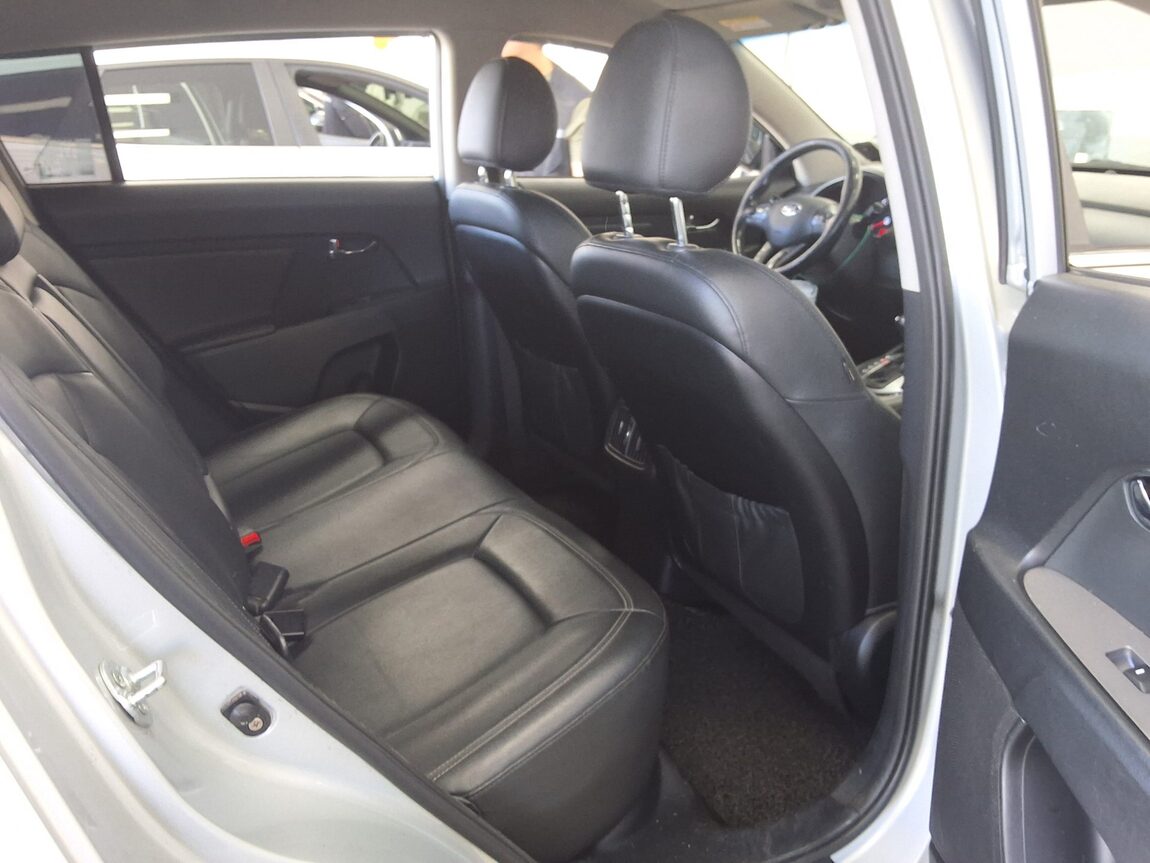KIA THE NEW SPORTAGE R DIESEL R2.0 2WD TRENDY 2015 - zdjęcie 14