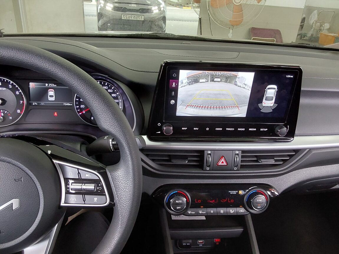 KIA THE NEW K3 1.6 GASOLINE TRENDY 2024 - zdjęcie 17