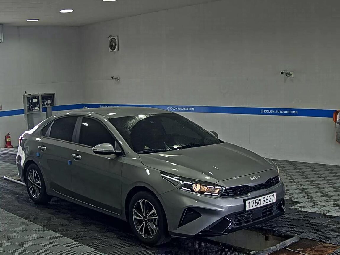 KIA THE NEW K3 1.6 GASOLINE TRENDY 2024 - zdjęcie 3
