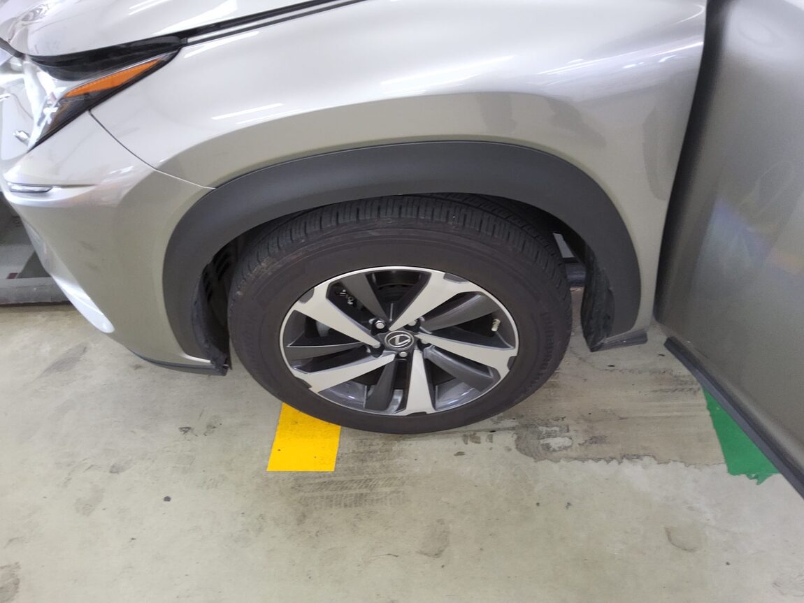 LEXUS NX 300h 2019 - zdjęcie 23