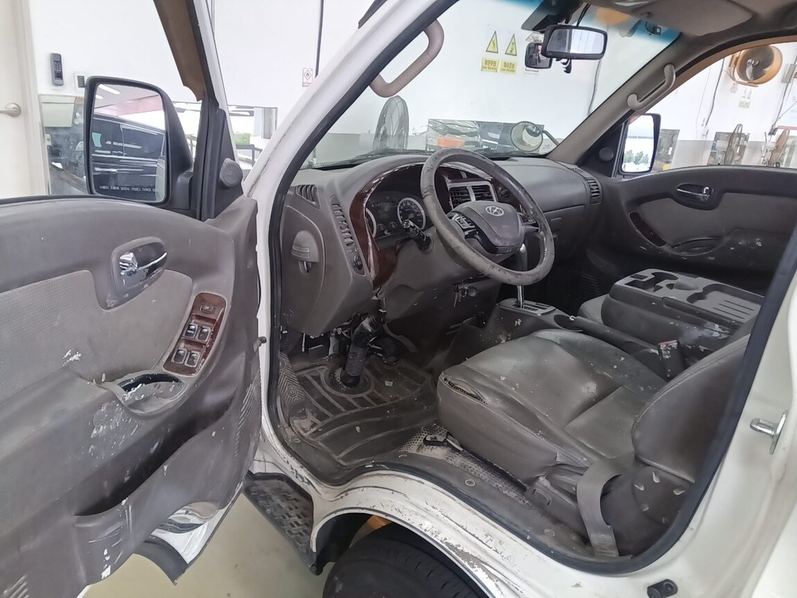 HYUNDAI PORTER II CRDi DOUBLE CAB EXTRA LONG WHEELBASE GOLD 2016 - zdjęcie 10