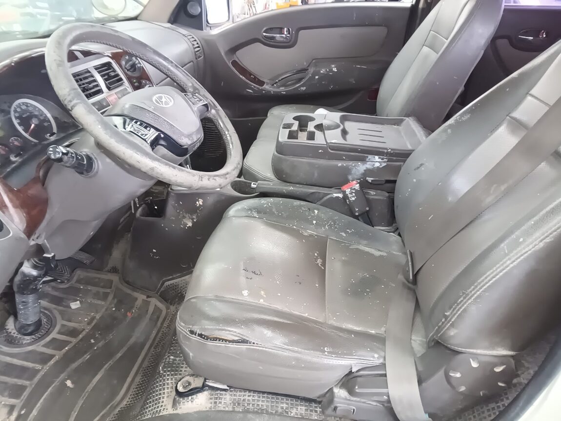 HYUNDAI PORTER II CRDi DOUBLE CAB EXTRA LONG WHEELBASE GOLD 2016 - zdjęcie 32
