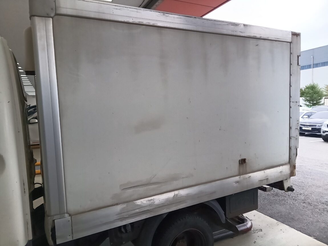 HYUNDAI PORTER II CRDi DOUBLE CAB EXTRA LONG WHEELBASE GOLD 2016 - zdjęcie 35