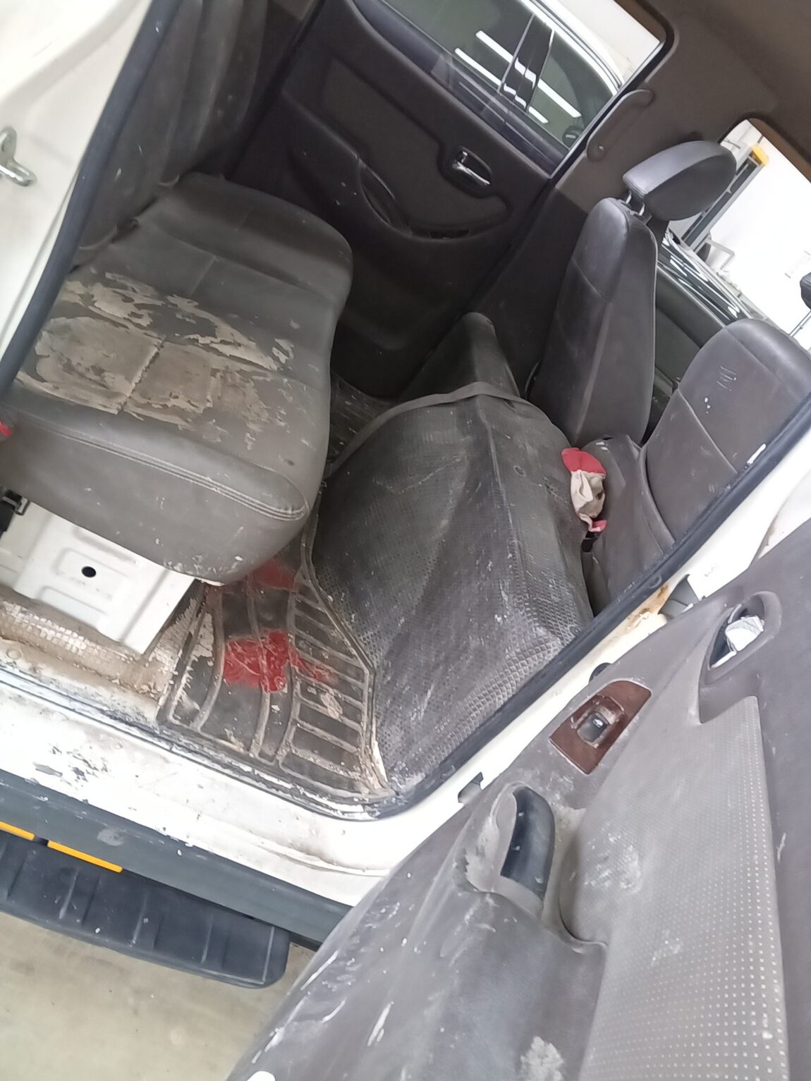 HYUNDAI PORTER II CRDi DOUBLE CAB EXTRA LONG WHEELBASE GOLD 2016 - zdjęcie 13