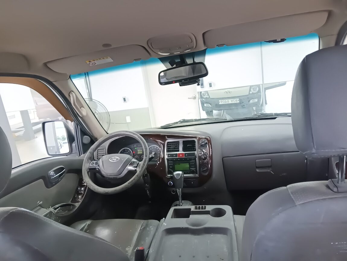 HYUNDAI PORTER II CRDi DOUBLE CAB EXTRA LONG WHEELBASE GOLD 2016 - zdjęcie 23