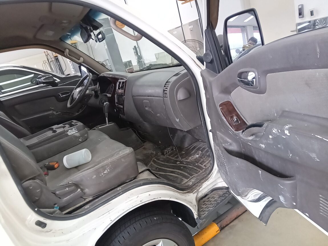 HYUNDAI PORTER II CRDi DOUBLE CAB EXTRA LONG WHEELBASE GOLD 2016 - zdjęcie 14