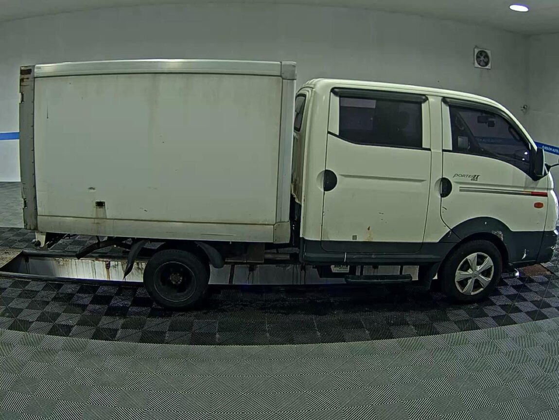 HYUNDAI PORTER II CRDi DOUBLE CAB EXTRA LONG WHEELBASE GOLD 2016 - zdjęcie 4