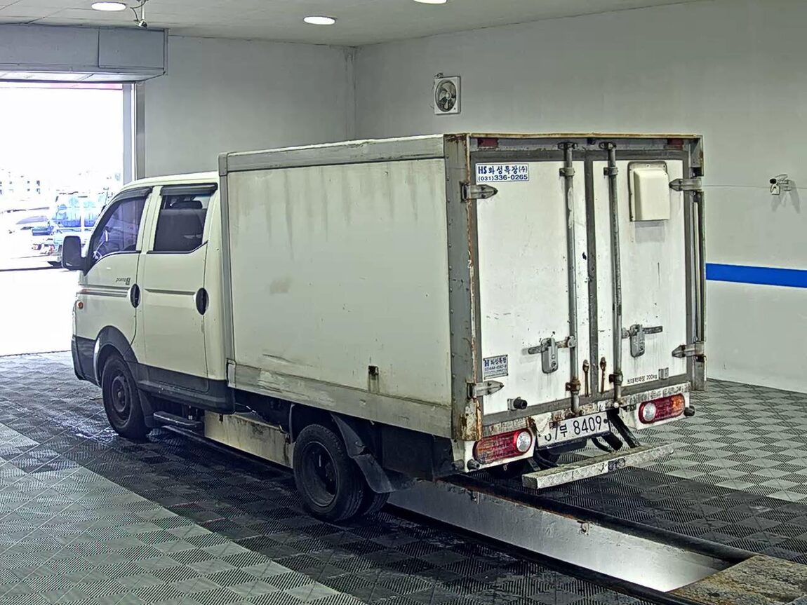 HYUNDAI PORTER II CRDi DOUBLE CAB EXTRA LONG WHEELBASE GOLD 2016 - zdjęcie 6