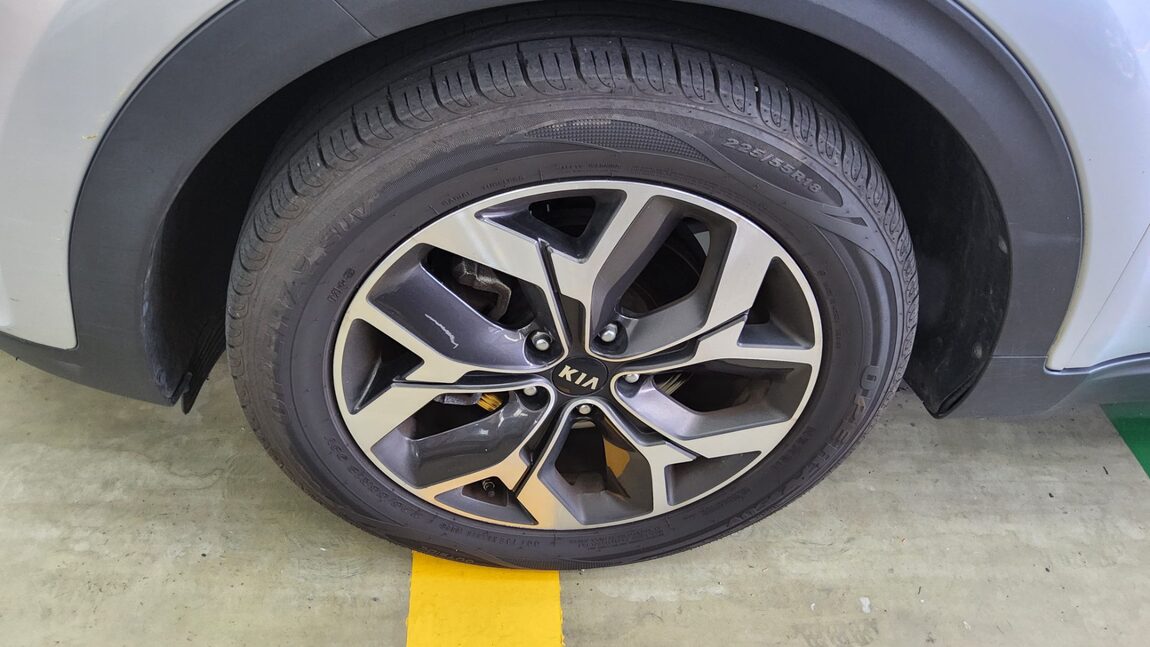 KIA SPORTAGE THE BOLD R2.0 DIESEL 2WD PRESTIGE 2019 - zdjęcie 20