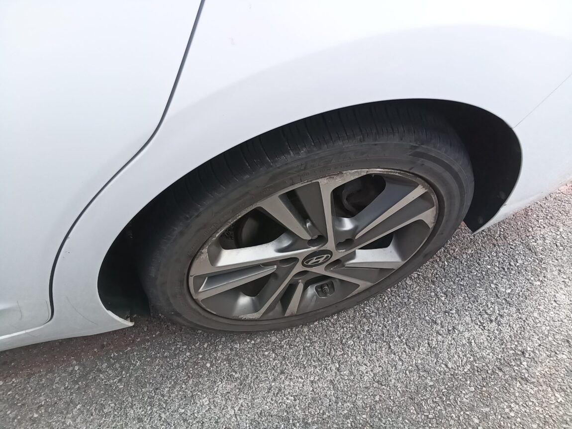 HYUNDAI AVANTE AD 1.6 GDi VALUE PLUS 2018 - zdjęcie 26