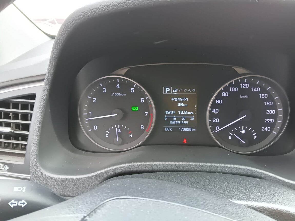 HYUNDAI AVANTE AD 1.6 GDi VALUE PLUS 2018 - zdjęcie 9
