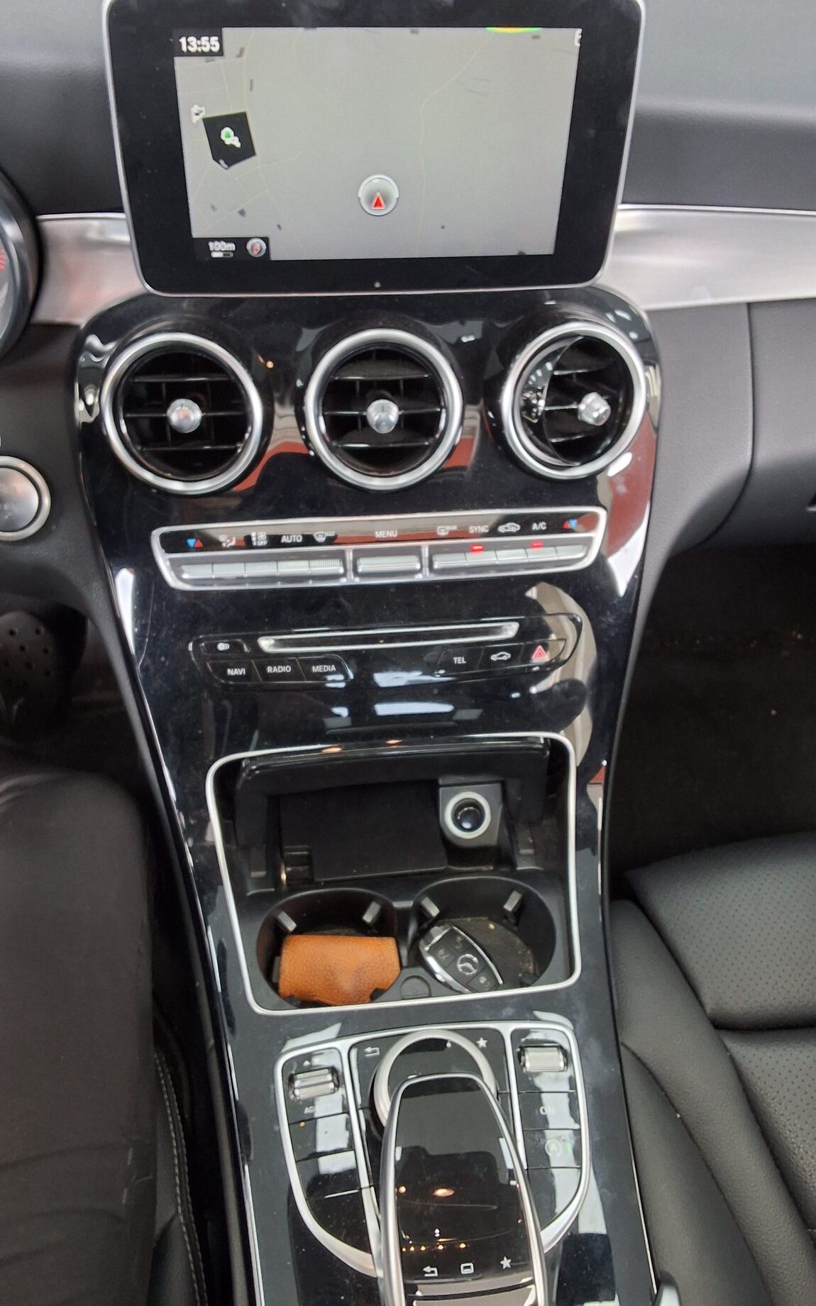 MERCEDES-BENZ C-CLASS (4TH GEN) C220 CDI BLUETEC AVANTGARDE 2015 - zdjęcie 18