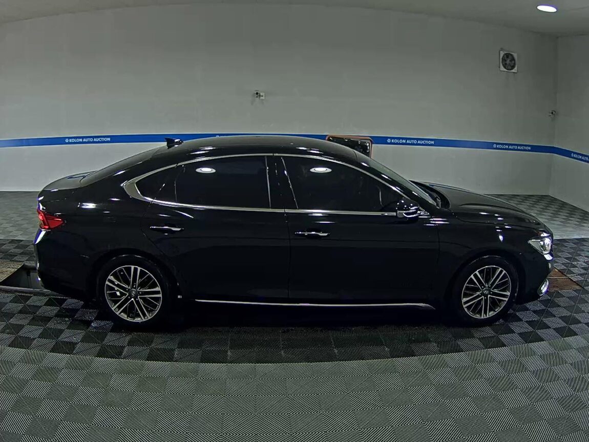 HYUNDAI GRANDEUR IG 3.0 LPi RENTAL CAR MODERN 2018 - zdjęcie 4
