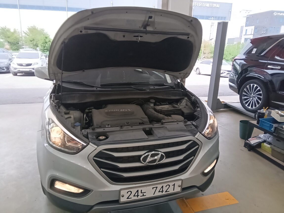 HYUNDAI NEW TUCSON ix DIESEL R2.0 2WD SMART 2014 - zdjęcie 20