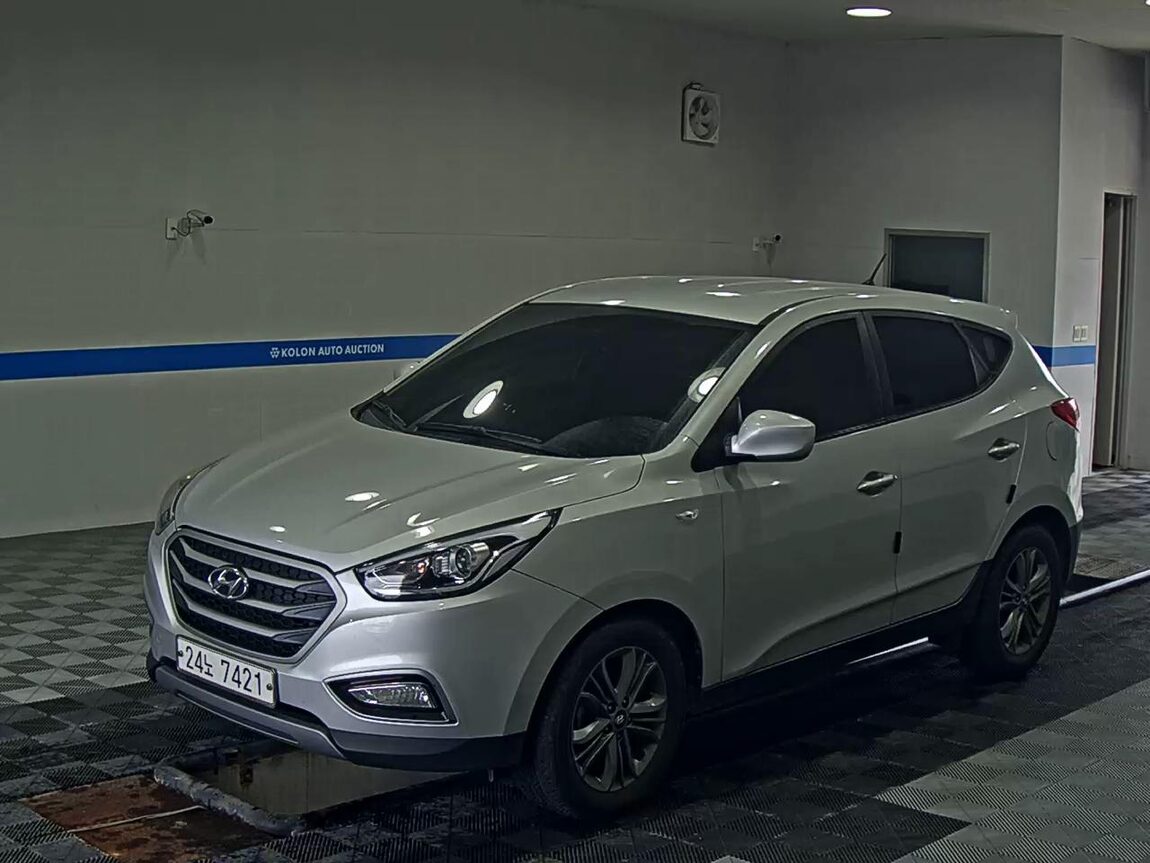 HYUNDAI NEW TUCSON ix DIESEL R2.0 2WD SMART 2014 - zdjęcie 2