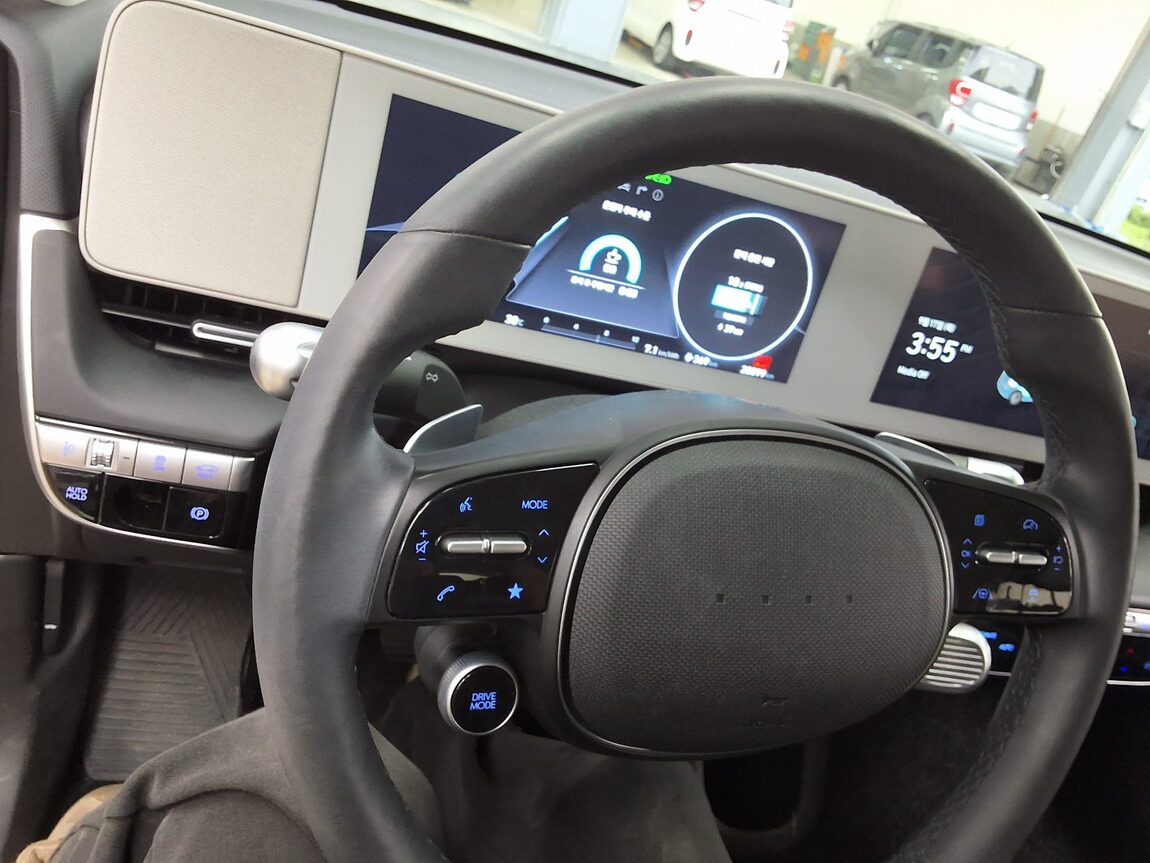 HYUNDAI IONIQ 5 EV 2WD LONG RANGE EXCLUSIVE 2023 - zdjęcie 23