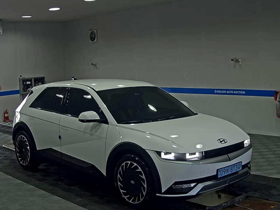 HYUNDAI IONIQ 5 EV 2WD LONG RANGE EXCLUSIVE 2023 - zdjęcie 3