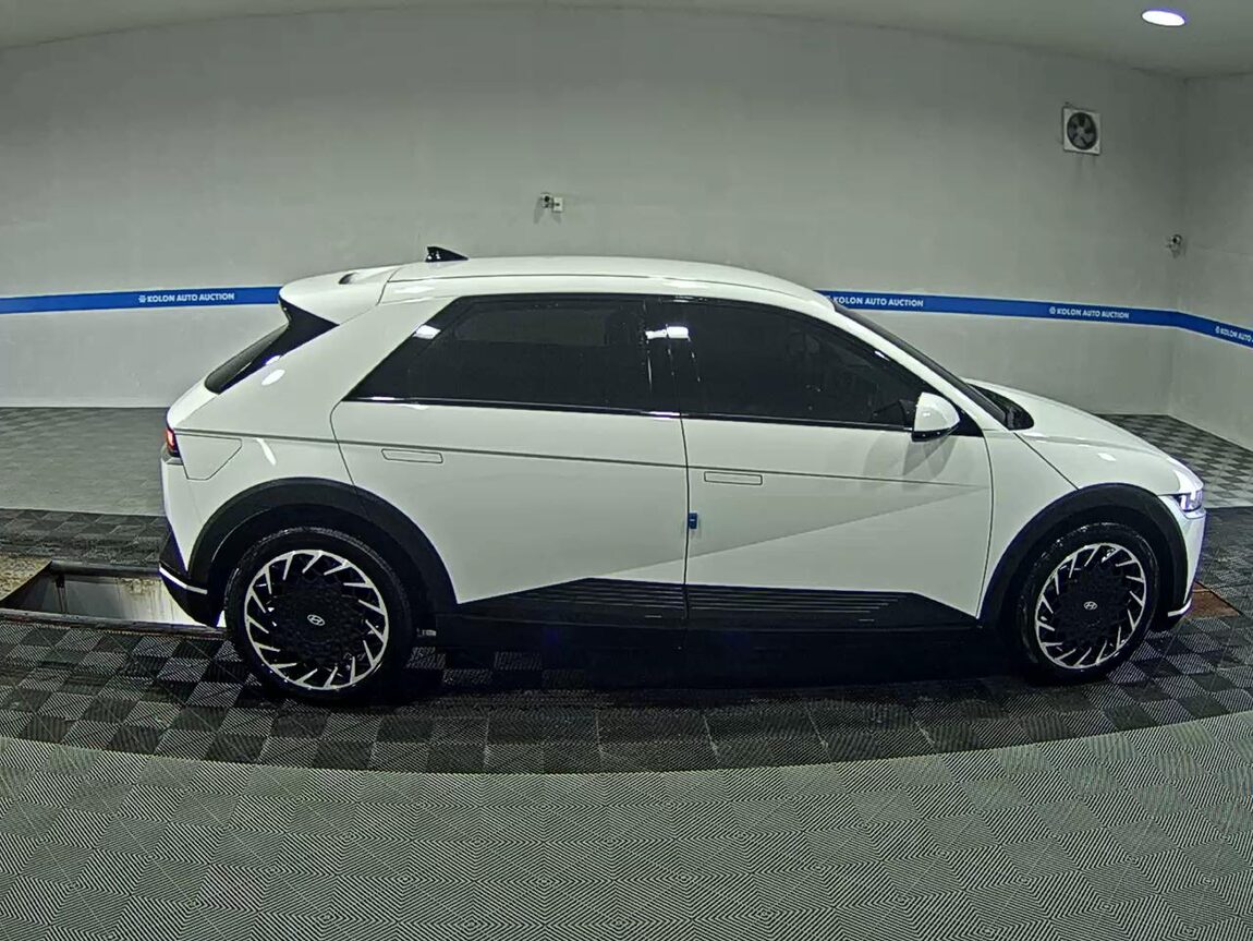 HYUNDAI IONIQ 5 EV 2WD LONG RANGE EXCLUSIVE 2023 - zdjęcie 4