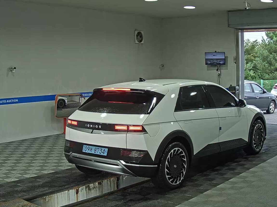 HYUNDAI IONIQ 5 EV 2WD LONG RANGE EXCLUSIVE 2023 - zdjęcie 5