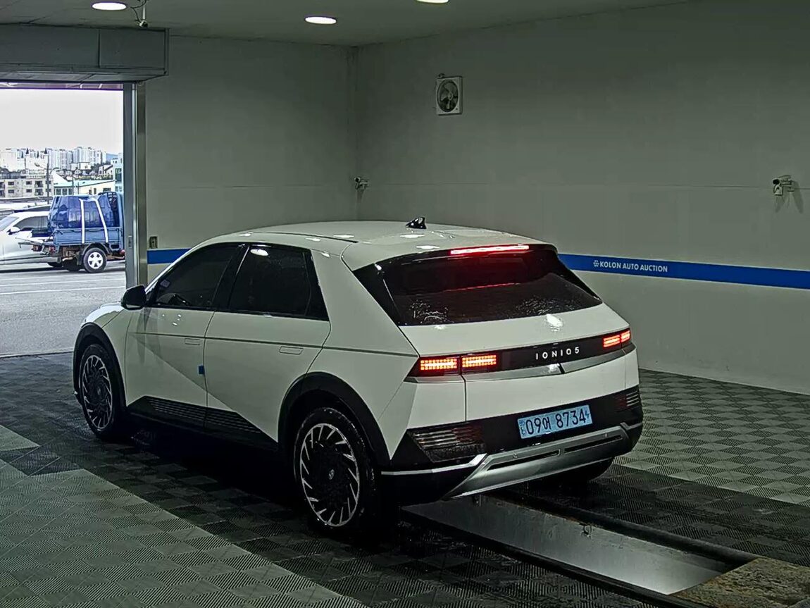 HYUNDAI IONIQ 5 EV 2WD LONG RANGE EXCLUSIVE 2023 - zdjęcie 6