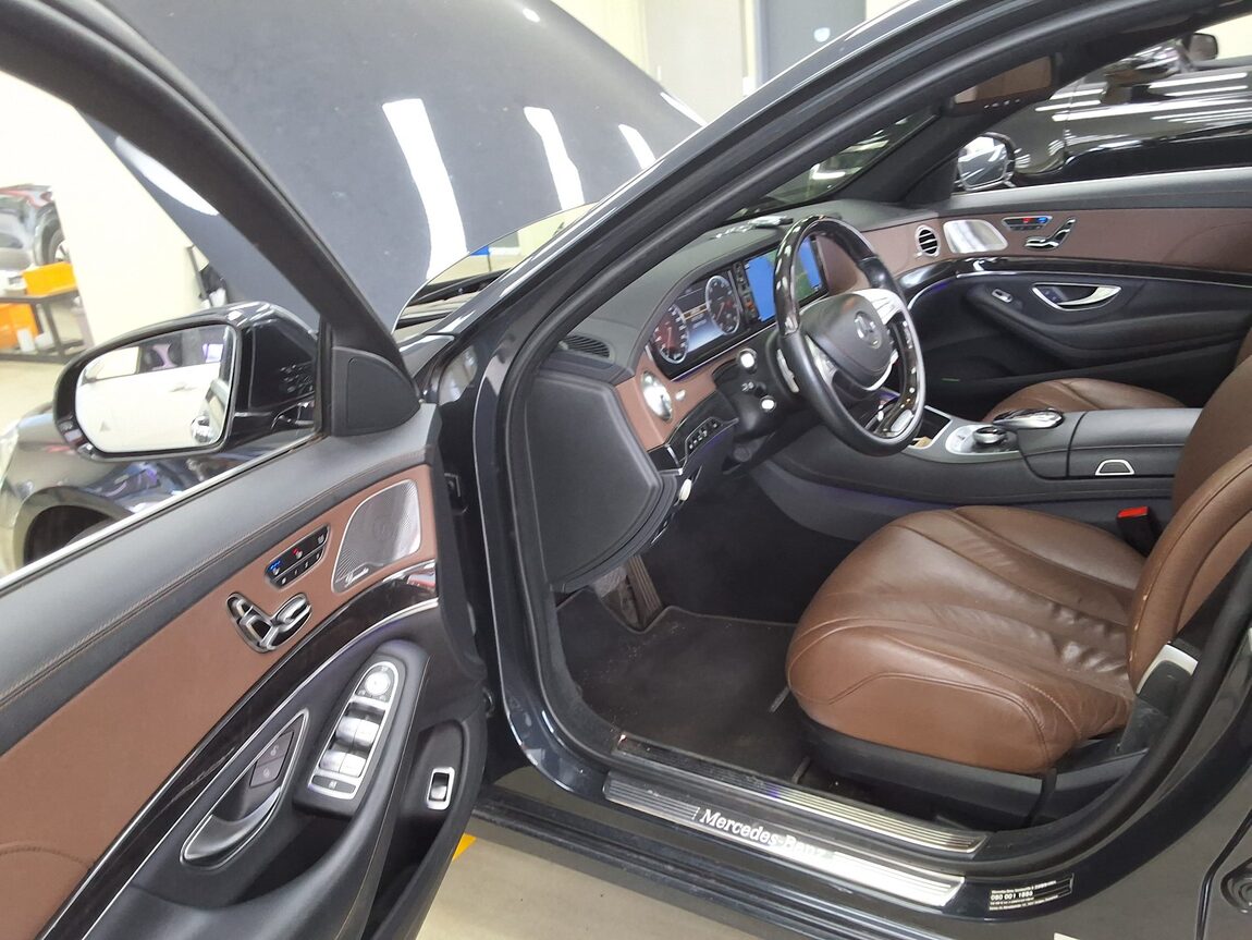 MERCEDES-BENZ S-CLASS (6TH GEN) S400L 4MATIC 2016 - zdjęcie 11