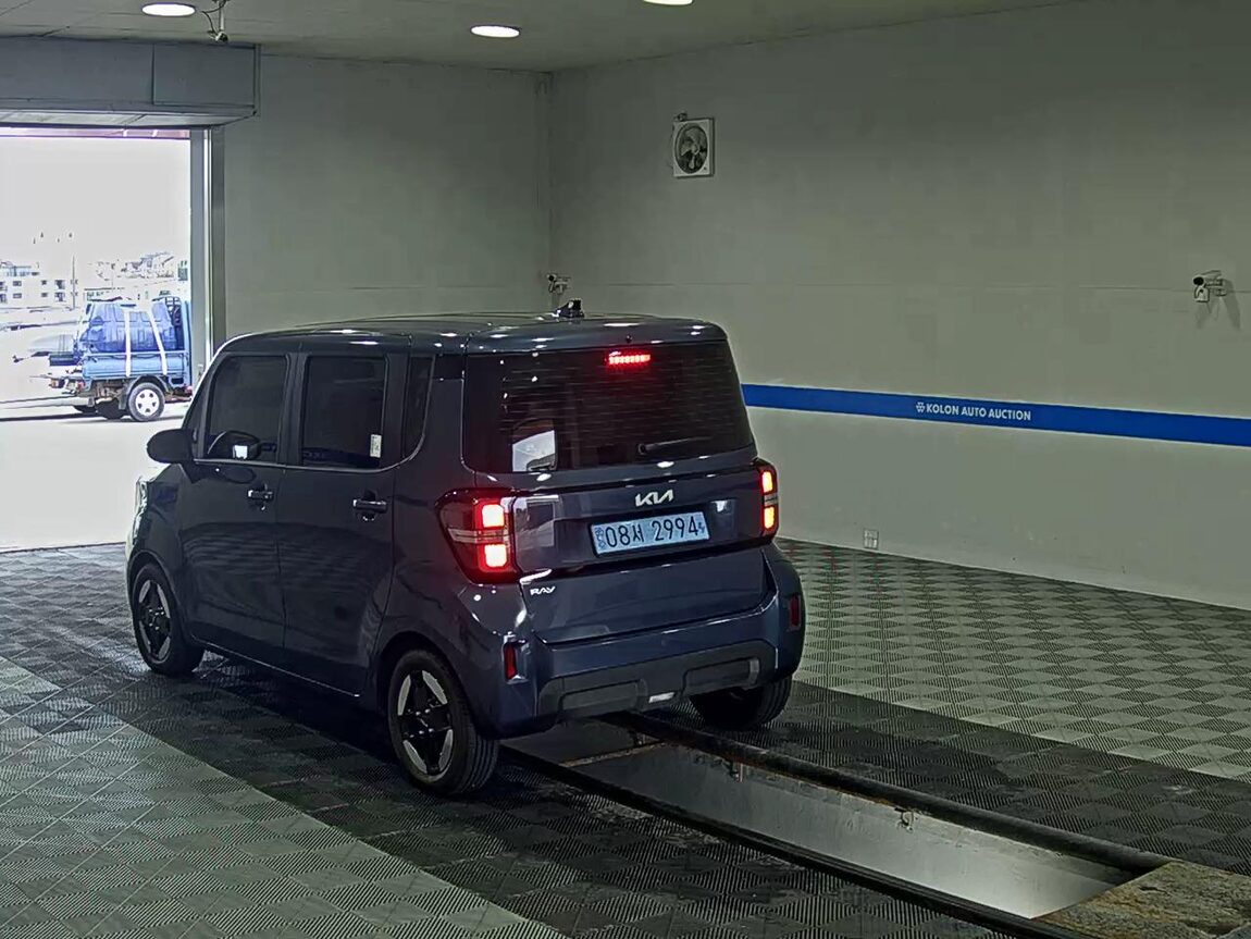 KIA THE KIA RAY EV 4-SEATER AIR 2024 - zdjęcie 6