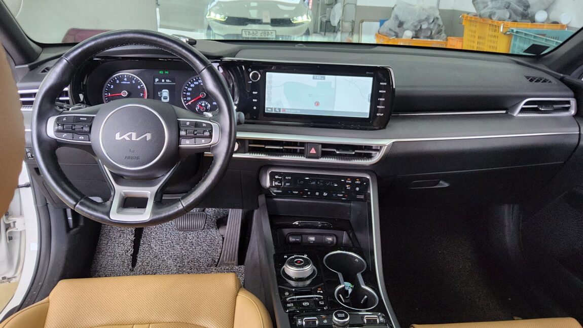 KIA NEW K5 (DL3) 2.0 GASOLINE PRESTIGE 2023 - zdjęcie 11