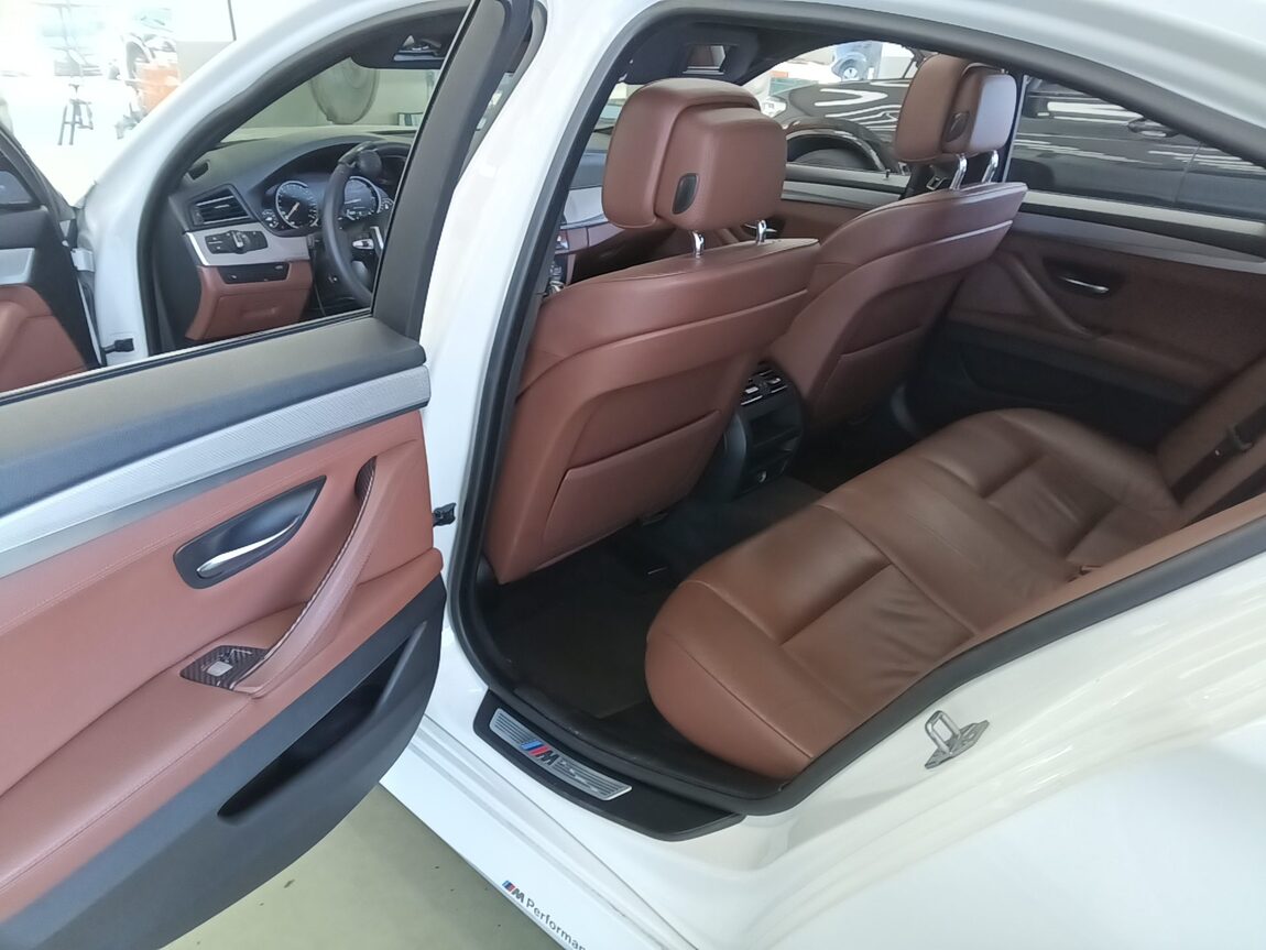 BMW 5 SERIES (6TH GEN) 520d M SPORT 2013 - zdjęcie 12